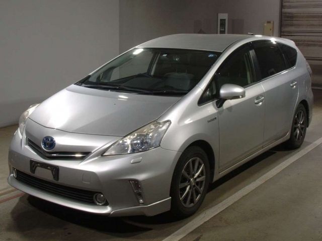 6255 TOYOTA PRIUS ALPHA ZVW41W 2012 г. (TAA Chubu)